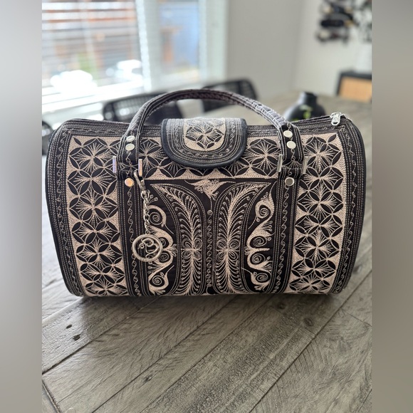 Banda Bags Handbags - Banda Bag Mini Weekender, stunning handmade bag!